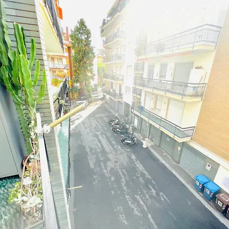Centrale A 3 Min Dal Mare Con Parcheggio Gratis ☆☆☆☆☆ Emina 公寓 博尔迪盖拉