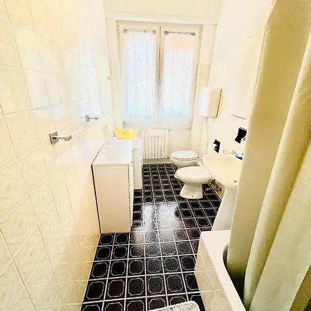 Centrale A 3 Min Dal Mare Con Parcheggio Gratis ☆☆☆☆☆ Emina Bordighera